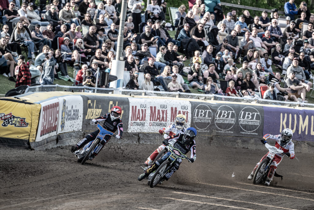 Tack för tålamodet – upp till 70% rabatt i supporterkiosken